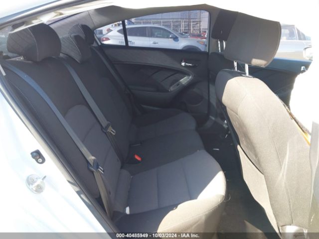 3KPFL4A75JE275652 KIA FORTE S