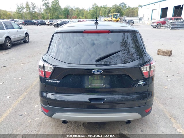 1FMCU9GD0HUC25355 Ford ESCAPE SE