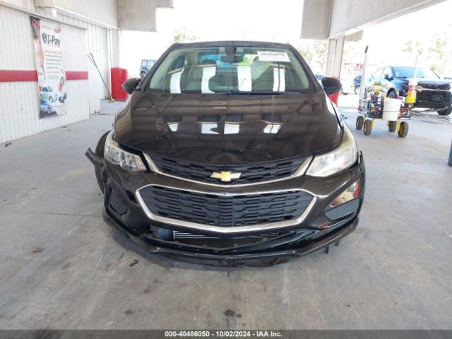 1G1BC5SMXH7199261 Chevrolet Cruze Ls Auto