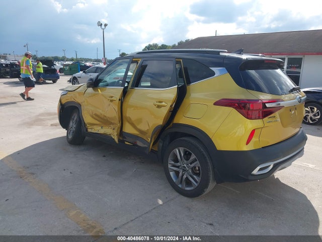 KIA SELTOS S 2021 KNDEU2AA2M7090021 Image 3