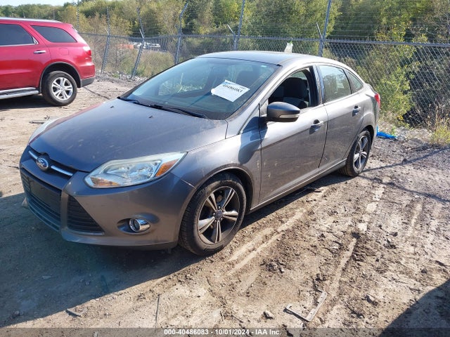 Ford FOCUS SE 2014 1FADP3F2XEL228218 Image 2