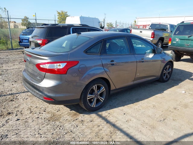 Ford FOCUS SE 2014 1FADP3F2XEL228218 Image 4