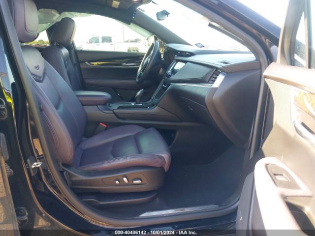 1GYKNCRS2HZ140326 Cadillac Xt5 Premium Luxury