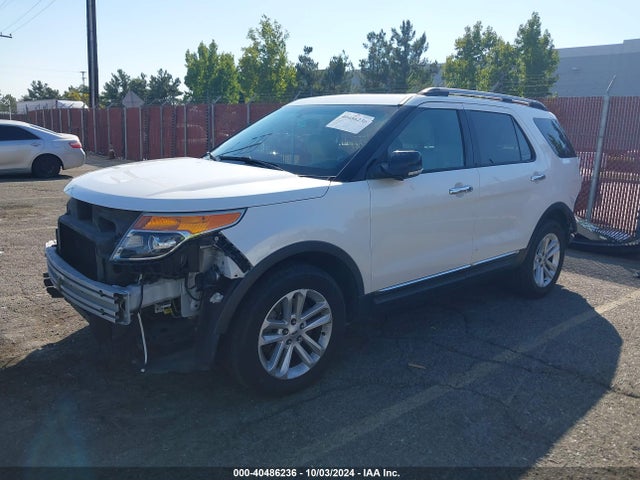 Ford EXPLORER XLT 2015 1FM5K7D88FGC39963 Image 2