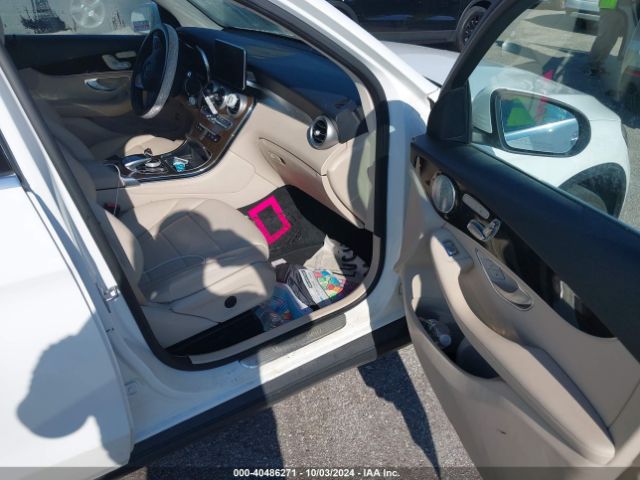 WDC0G4KBXHV004180 Mercedes-Benz Glc 300 4matic