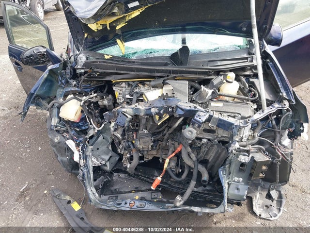 Toyota Prius Three 2015 JTDKN3DU3F0396104 Image 10