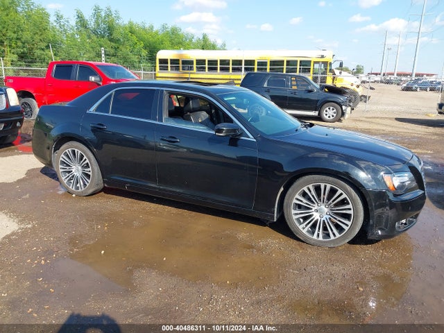 2C3CCABT8EH183026 Chrysler 300