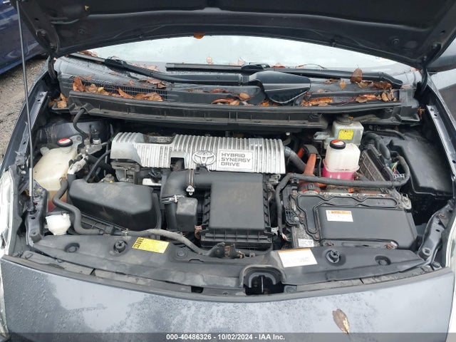 Toyota Prius Two 2015 JTDKN3DU1F1886227 Image 10