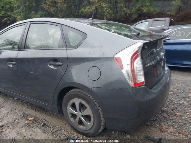 Toyota Prius Two 2015 JTDKN3DU1F1886227 Image 20