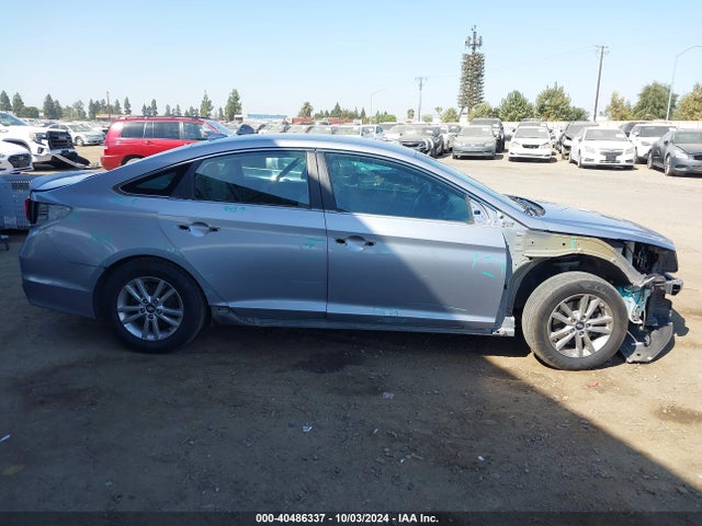 Hyundai Sonata 2017 5NPE24AF0HH577961 Image 14