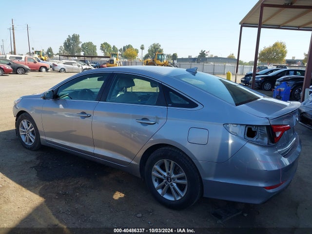 Hyundai Sonata 2017 5NPE24AF0HH577961 Image 15