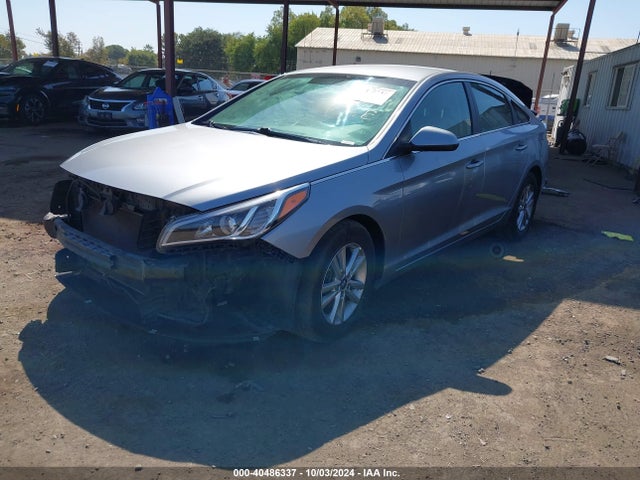 Hyundai Sonata 2017 5NPE24AF0HH577961 Image 2