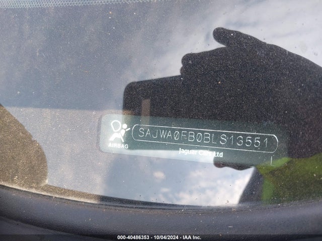 2011 JAGUAR XF SAJWA0FB0BLS13551 Photo 8