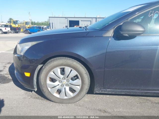 1G1PA5SH2E7112415 Chevrolet Cruze Ls Auto