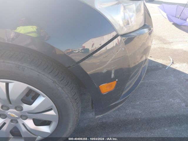 1G1PA5SH2E7112415 Chevrolet Cruze Ls Auto