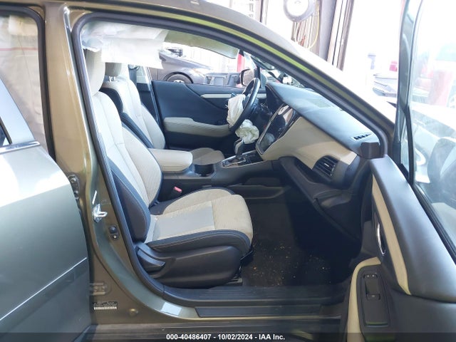 4S4BTACC3N3213747 Subaru Outback Premium