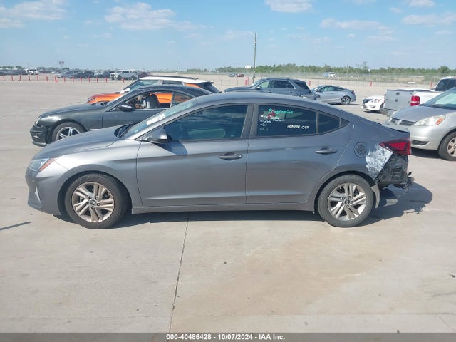 5NPD84LF2LH499165 Hyundai ELANTRA SEL