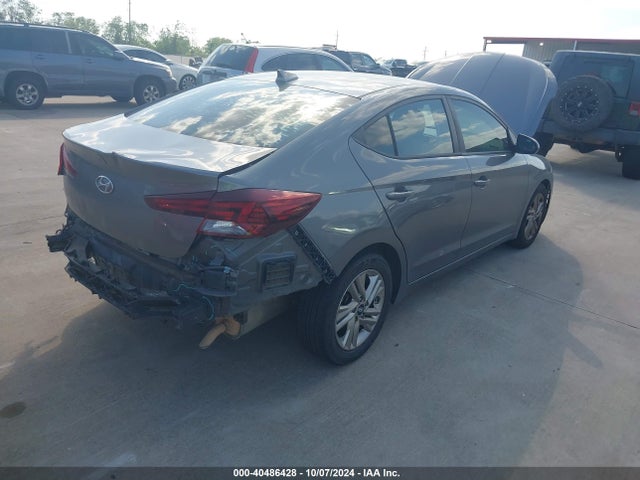 5NPD84LF2LH499165 Hyundai ELANTRA SEL