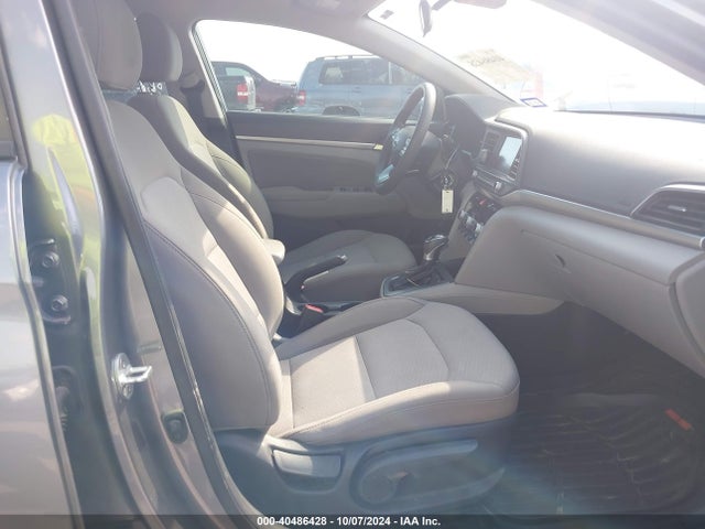 5NPD84LF2LH499165 Hyundai ELANTRA SEL