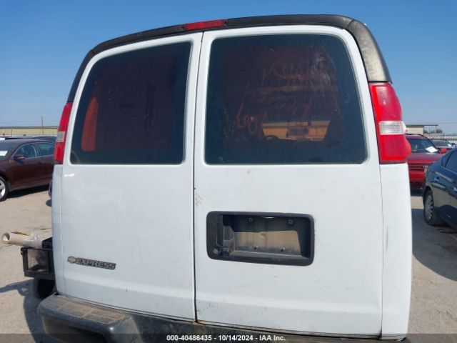 1GCWGBFP5K1140824 Chevrolet Express 2500 Work Van