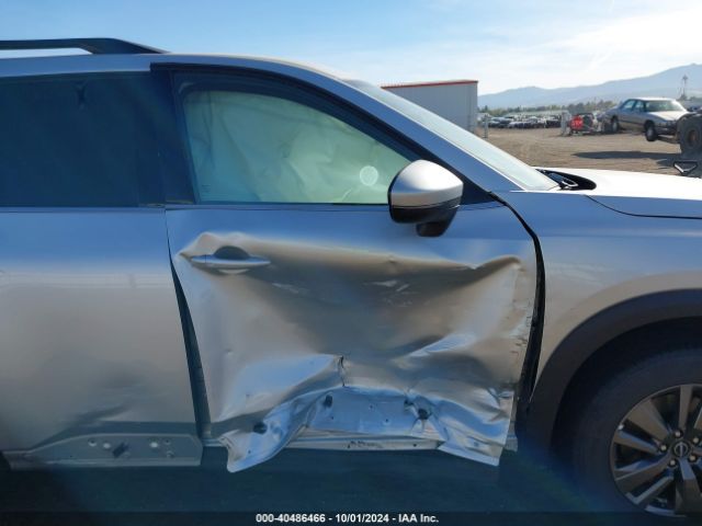 5N1DR3BC7RC286632 Nissan Pathfinder Sv 4wd