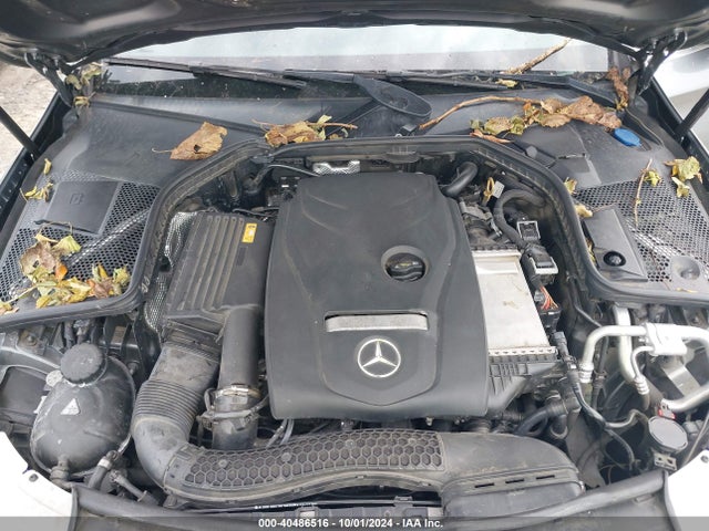 55SWF4JB8HU228033 Mercedes-Benz C 300 Luxury/sport