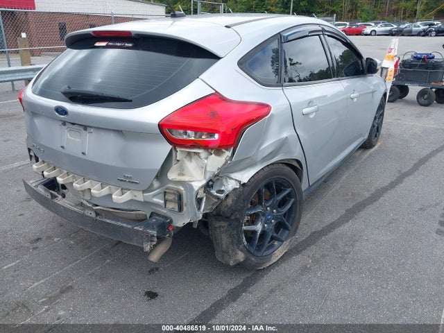 Ford FOCUS SE 2016 1FADP3K24GL308879 Image 6