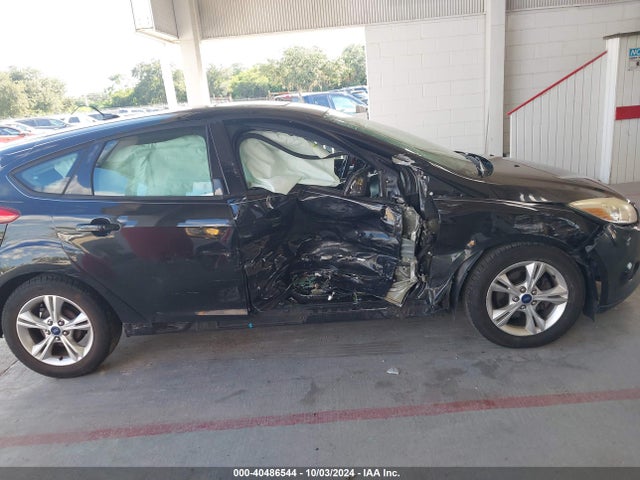 Ford FOCUS SE 2014 1FADP3K29EL271924 Image 13