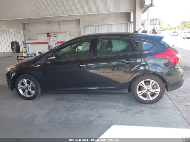 Ford FOCUS SE 2014 1FADP3K29EL271924 Image 14