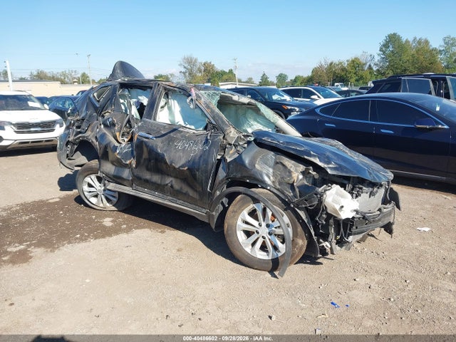 Auction sale of the 2016 Nissan Rogue S/sl/sv, vin: 5N1AT2MT4GC853405, lot number: 40486602