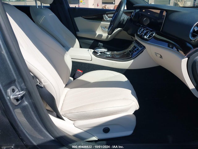 Mercedes-Benz E 350 2020 W1KZF8DB7LA848641 Image 5