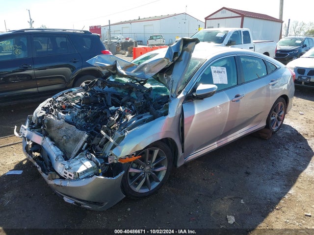 Honda CIVIC EX 2019 19XFC1F33KE001033 Image 2