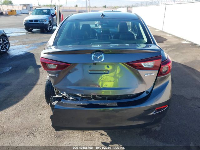 3MZBN1V34JM229876 Mazda Mazda3 Touring