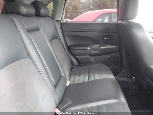 JA4AP3AW3JZ011117 Mitsubishi Outlander Sport 2.4 Se