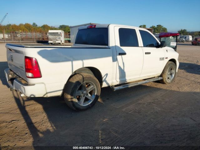 1C6RR7KT5JS200804 RAM 1500 Express  4x4 5'7 Box