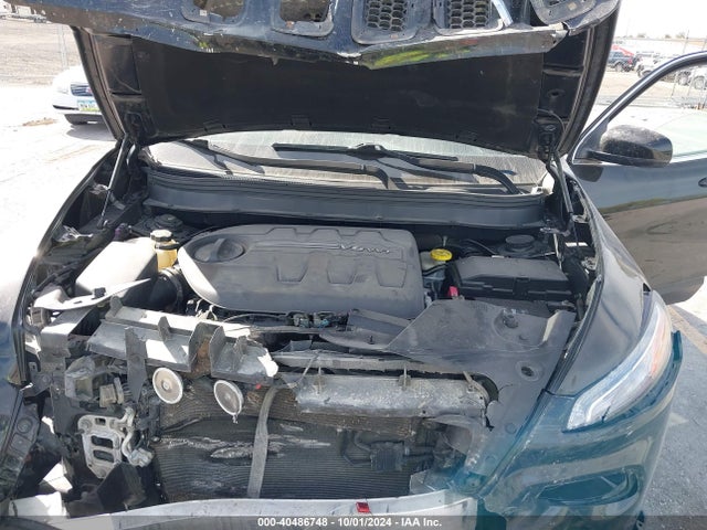 1C4PJMDS5HW505099 Jeep Cherokee Limited 4x4