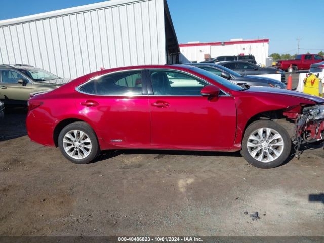 JTHBW1GG5E2062861 Lexus ES 300H