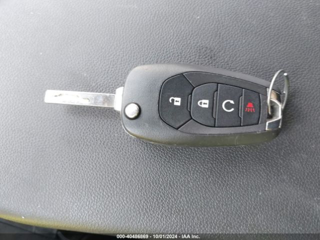 KL77LGE21RC141516 Chevrolet Trax Fwd 1rs