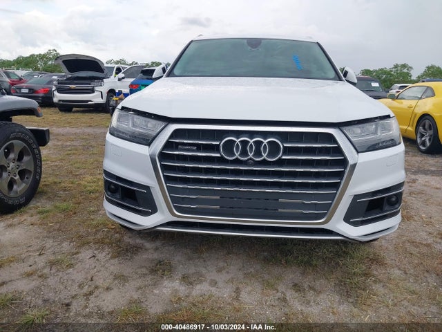WA1VAAF70KD006755 Audi Q7 55 Premium