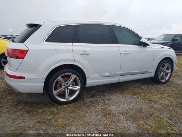 WA1VAAF70KD006755 Audi Q7 55 Premium