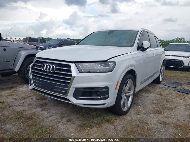WA1VAAF70KD006755 Audi Q7 55 Premium