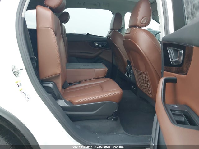 WA1VAAF70KD006755 Audi Q7 55 Premium