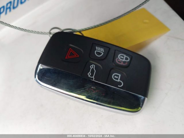 SAJAD4BG7HA955136 Jaguar Xe 25t Premium