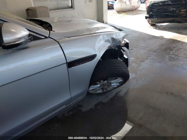 SAJAD4BG7HA955136 Jaguar Xe 25t Premium