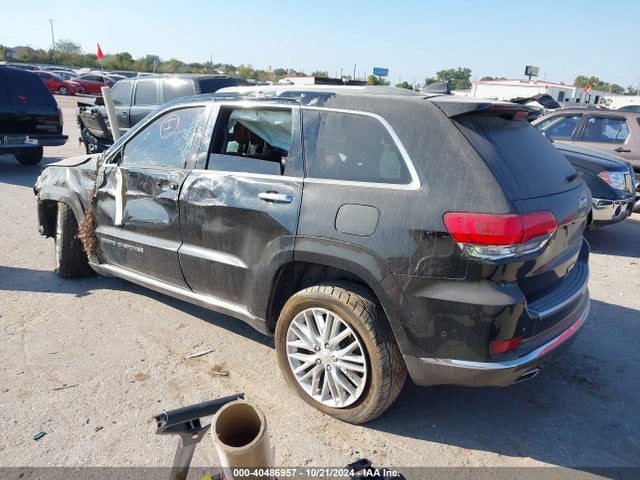 1C4RJEJGXJC204995 Jeep Grand Cherokee Summit 4x2