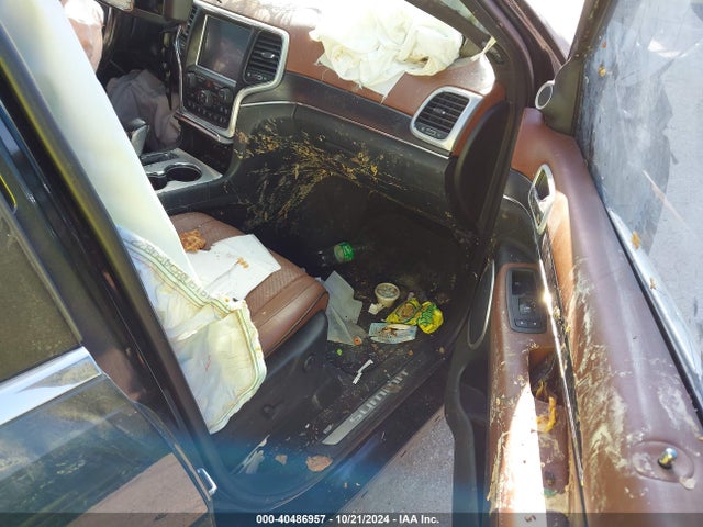 1C4RJEJGXJC204995 Jeep Grand Cherokee Summit 4x2