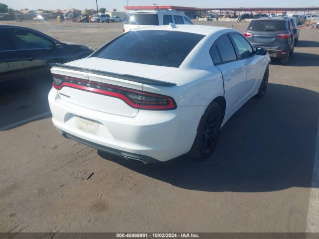 2C3CDXHG9HH638769 Dodge Charger Sxt Rwd
