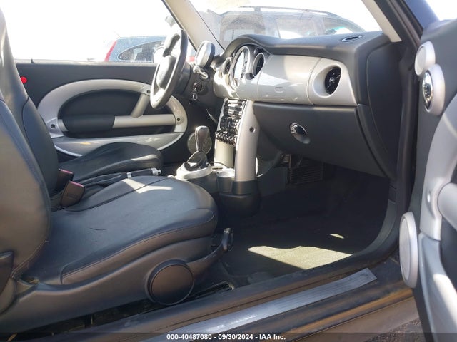 2004 MINI COOPER WMWRC33464TJ62893 Photo 4