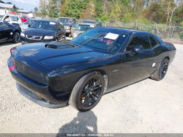 2C3CDZBT4FH869111 Dodge Challenger R/t Plus Shaker