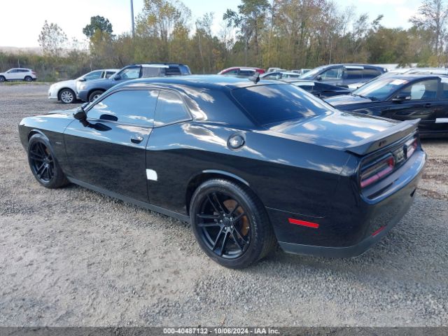 2C3CDZBT4FH869111 Dodge Challenger R/t Plus Shaker